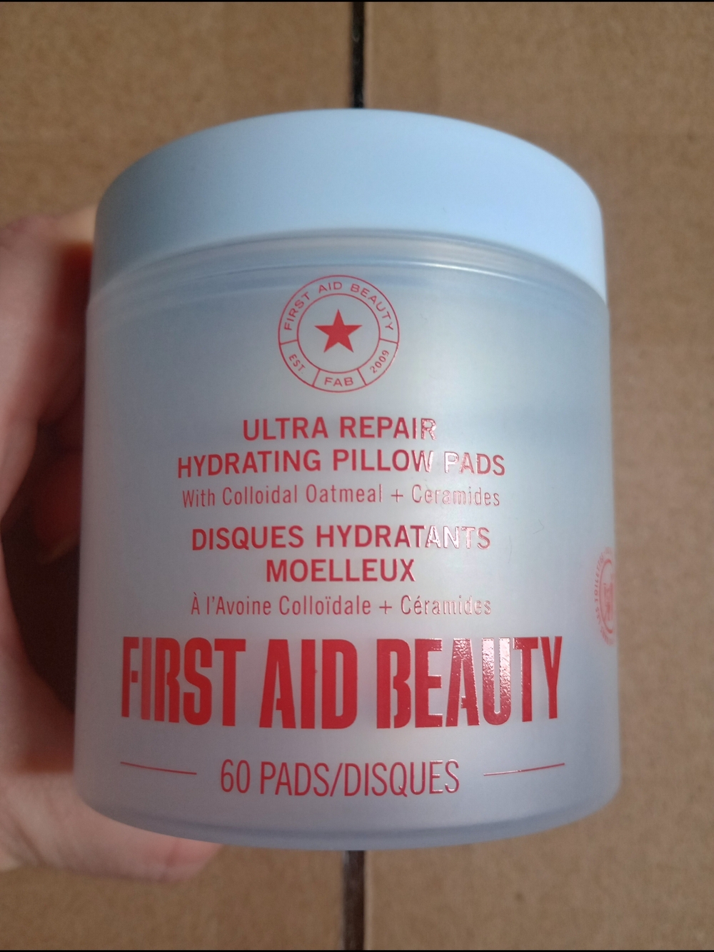 First Aid Beauty  Hydrating Pillow Pads 60 Count New and Sealed